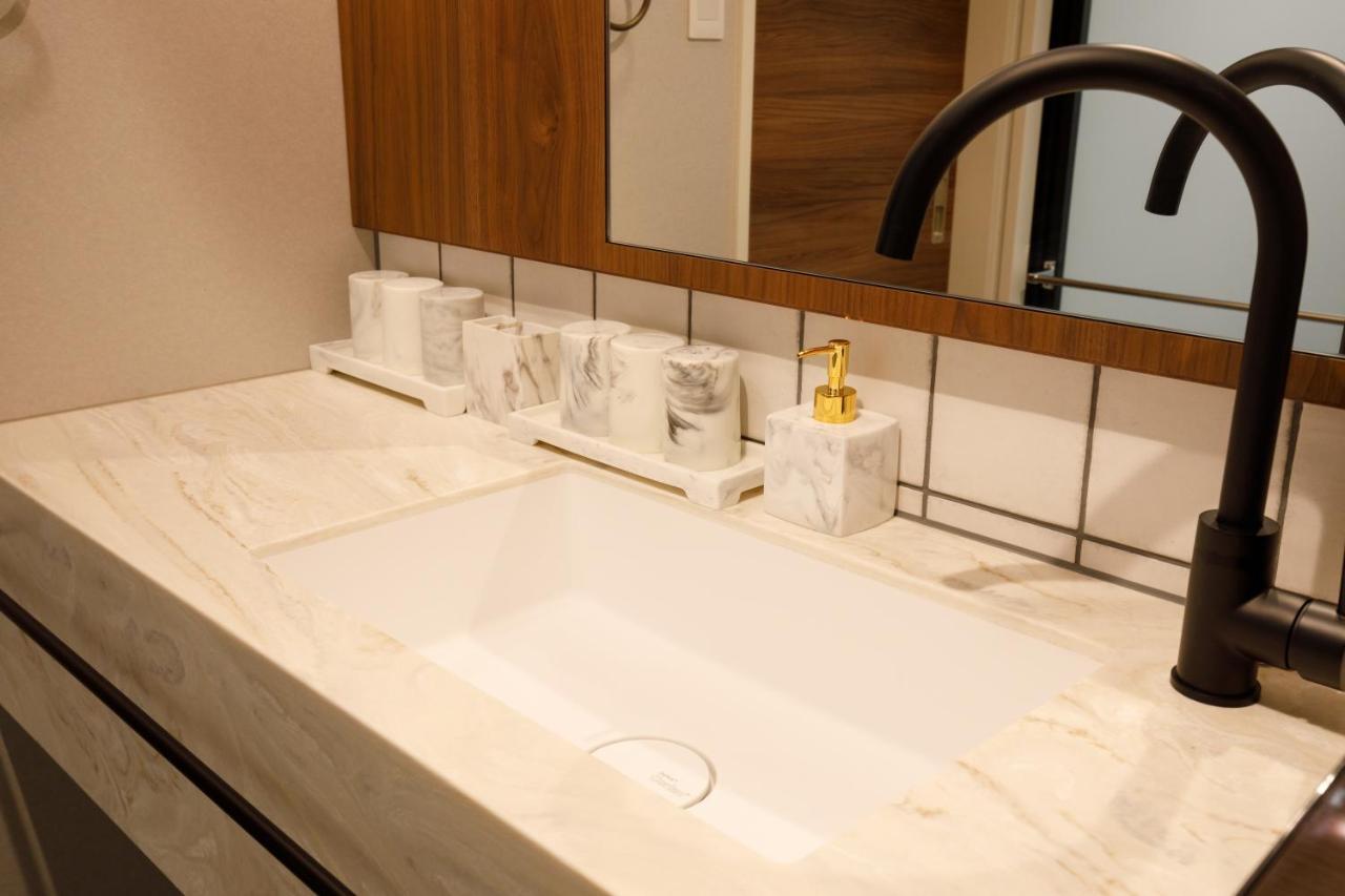פוקואוקה Hotel&Co מראה חיצוני תמונה