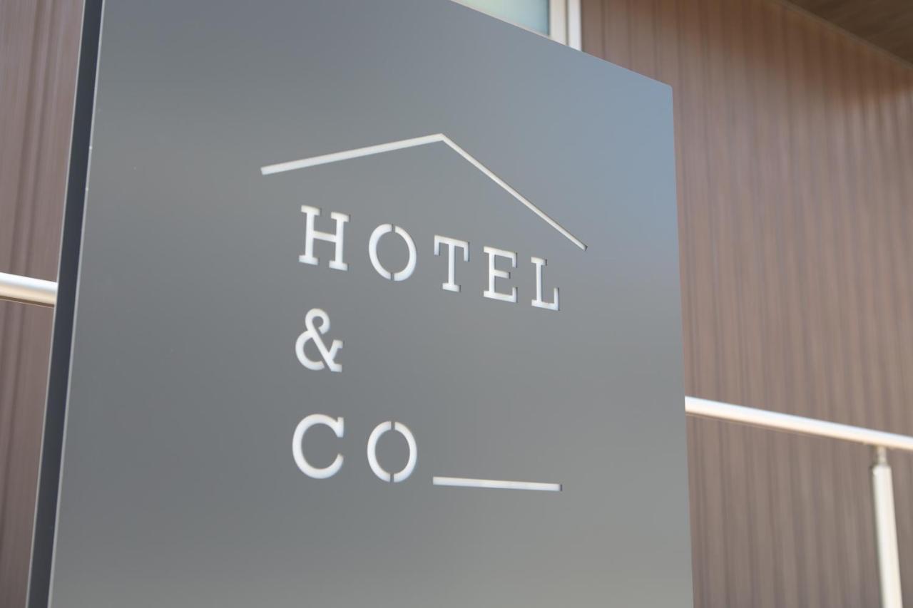 פוקואוקה Hotel&Co מראה חיצוני תמונה